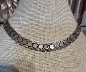 Vintage Trifari sturdy Silver Tone Necklace 16” Signed
